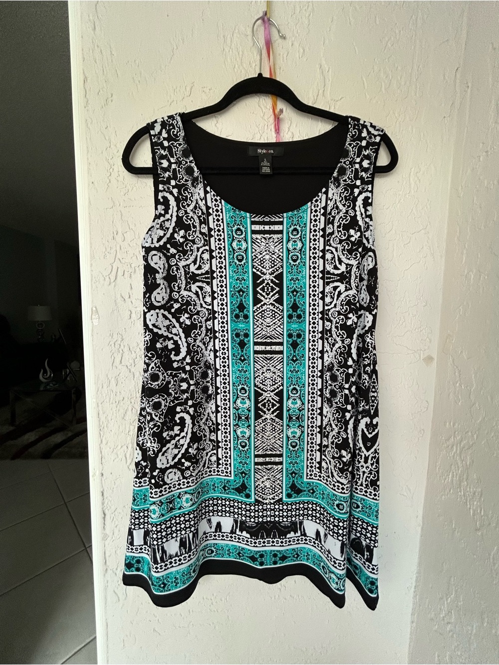 Style & Co. Black & Teal Paisley Print Scoop Neck Tank